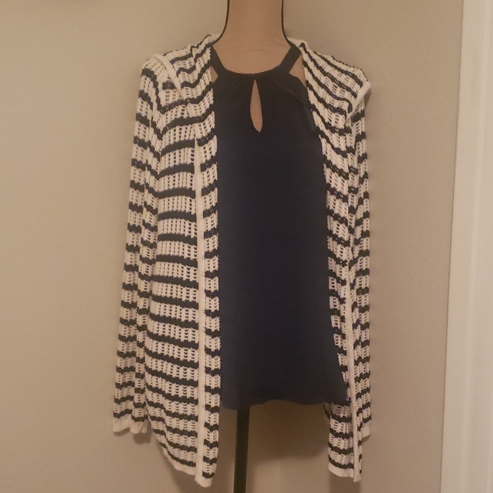 Navy blue not white sweater